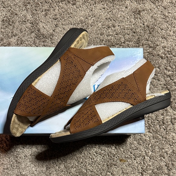 Easy Street Tan Sandals - Picture 2 of 4